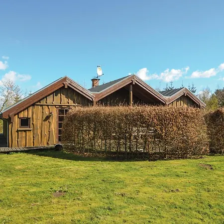 4 Bedroom Awesome In * Spottrup